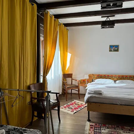 Conacul Lui Patrick Guest house Poenari